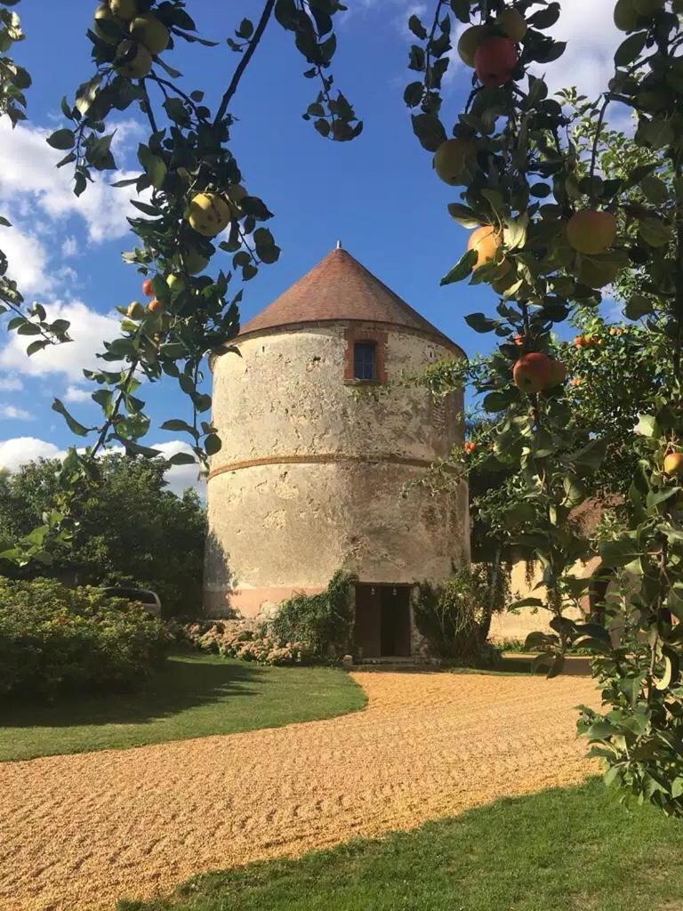 לינה וארוחת בוקר Neron La Ferme Au Colombier מראה חיצוני תמונה